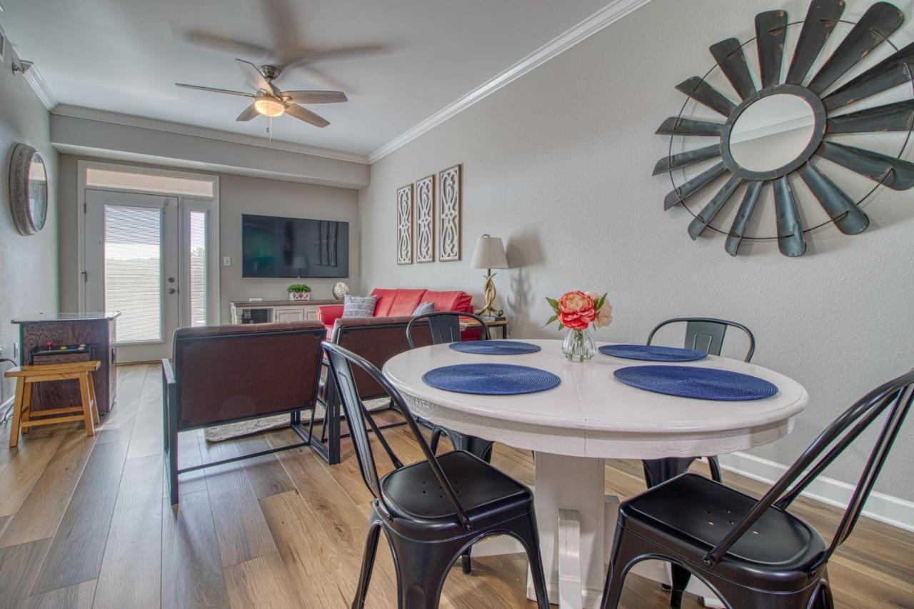 Fantastic Location! River And Mountain Views 2Br/2Ba Sleeps 6 Pigeon Forge Εξωτερικό φωτογραφία